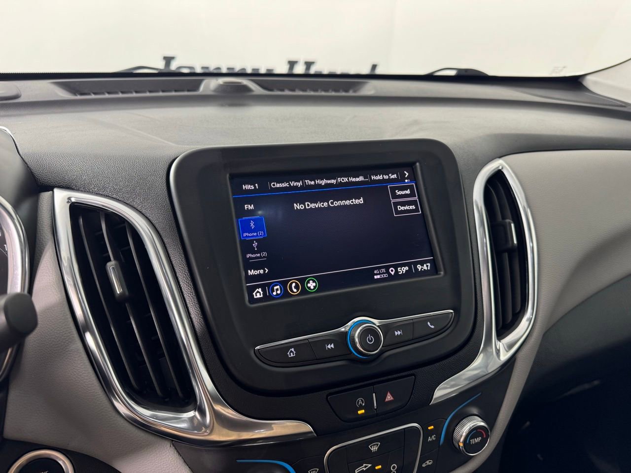 Used 2023 Chevrolet Equinox LT image 15