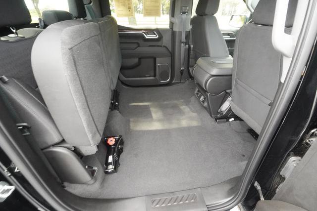 Used 2023 Chevrolet Silverado 1500 LT image 32
