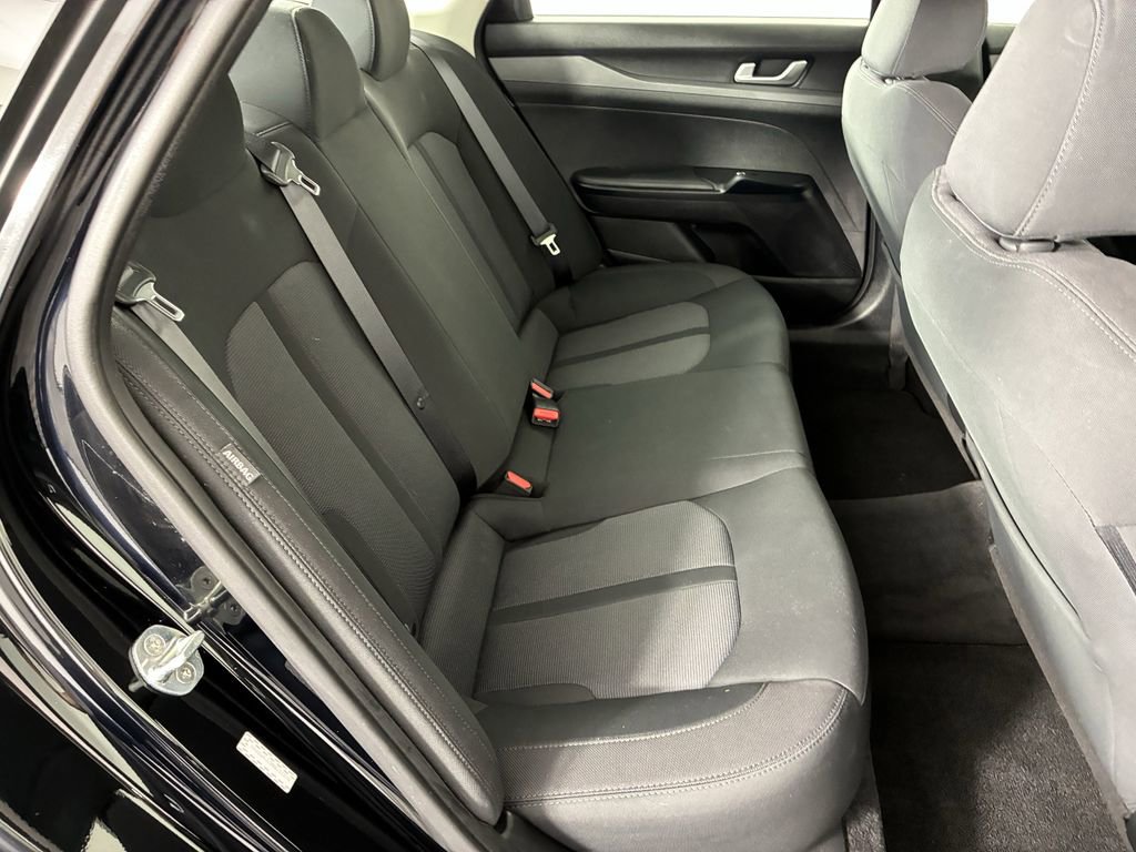 Used 2022 Kia K5 LX image 30