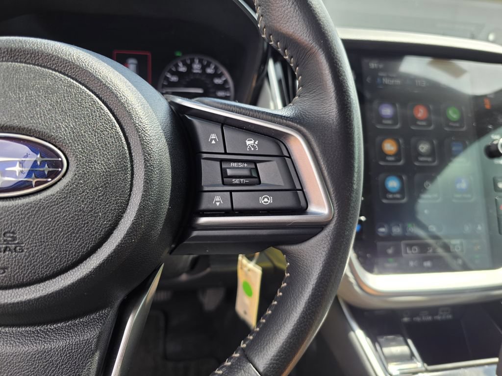 Used 2025 Subaru Outback Premium AWD/4WD image 24