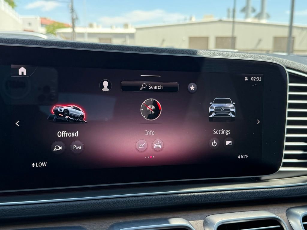 Used 2025 Mercedes-Benz GLE 450 4MATIC image 31