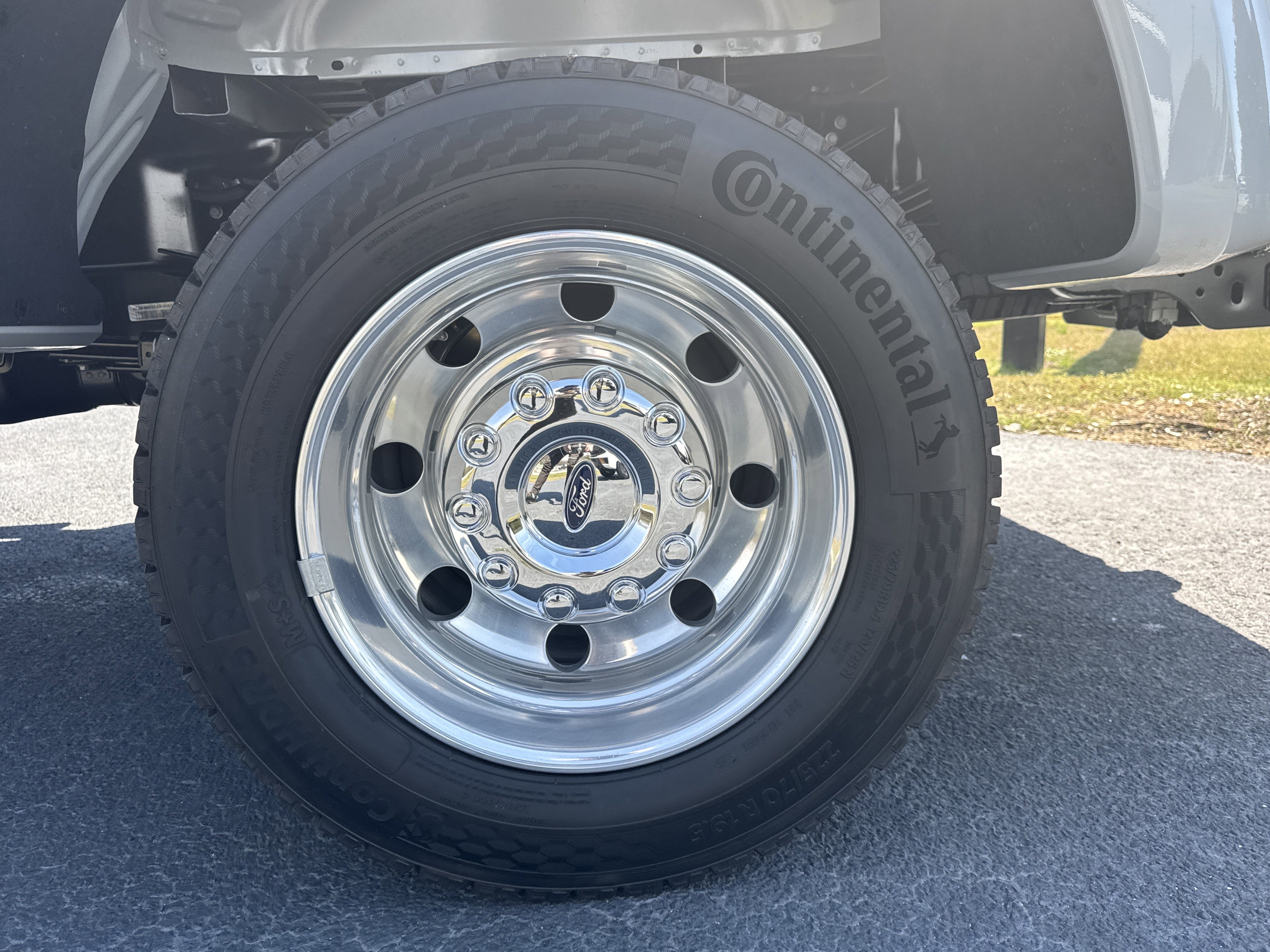 New 2026 Ford F450 Platinum image 19