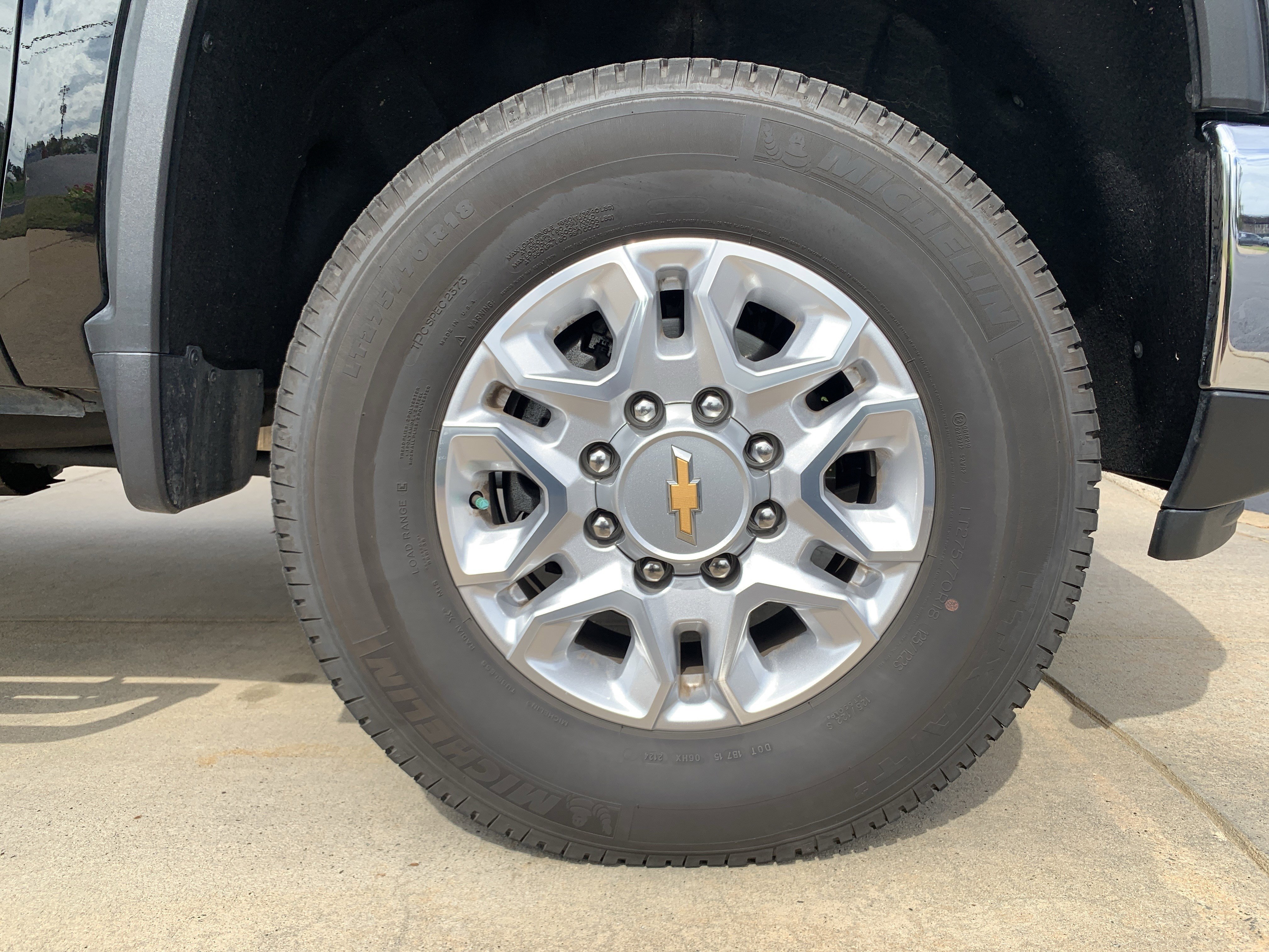 Used 2024 Chevrolet Silverado 2500 LTZ image 13