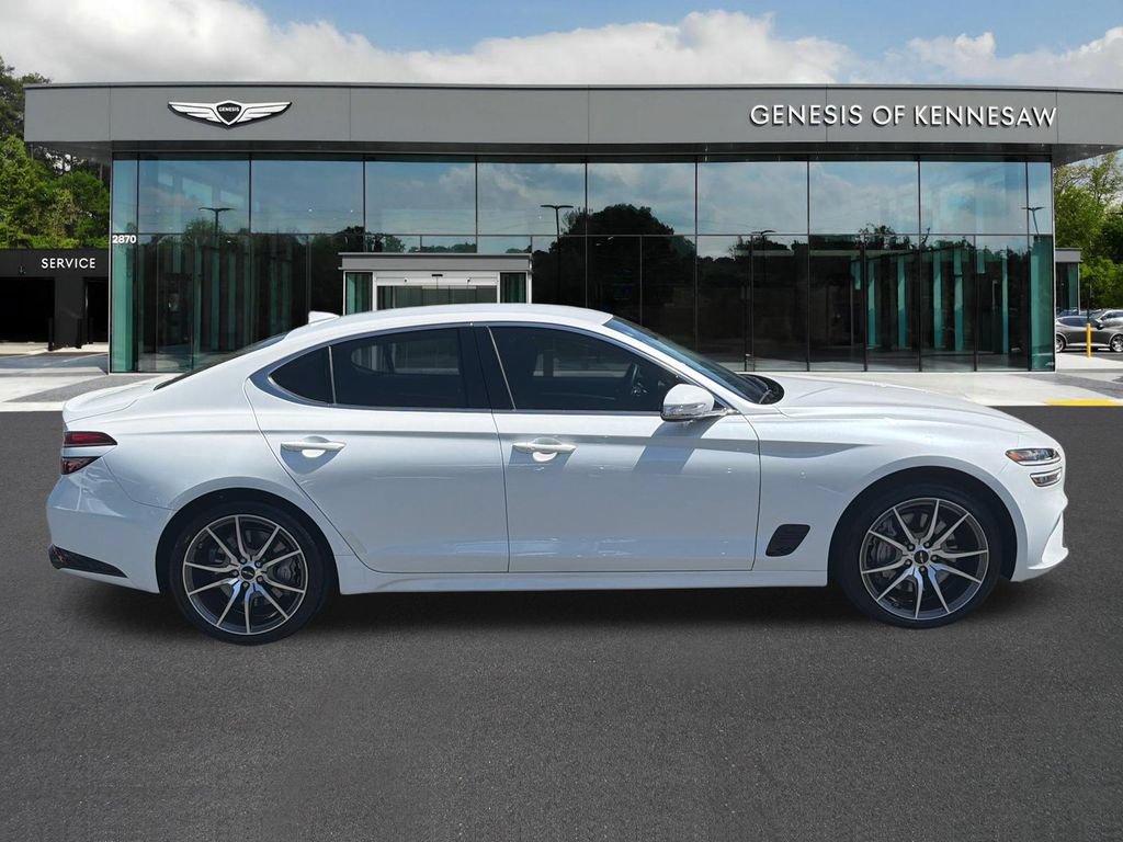 Used 2026 Genesis G70 2.5T AWD/4WD image 8