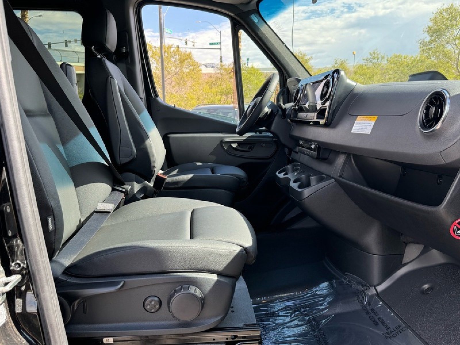 New 2025 Mercedes-Benz Sprinter 3500 image 21