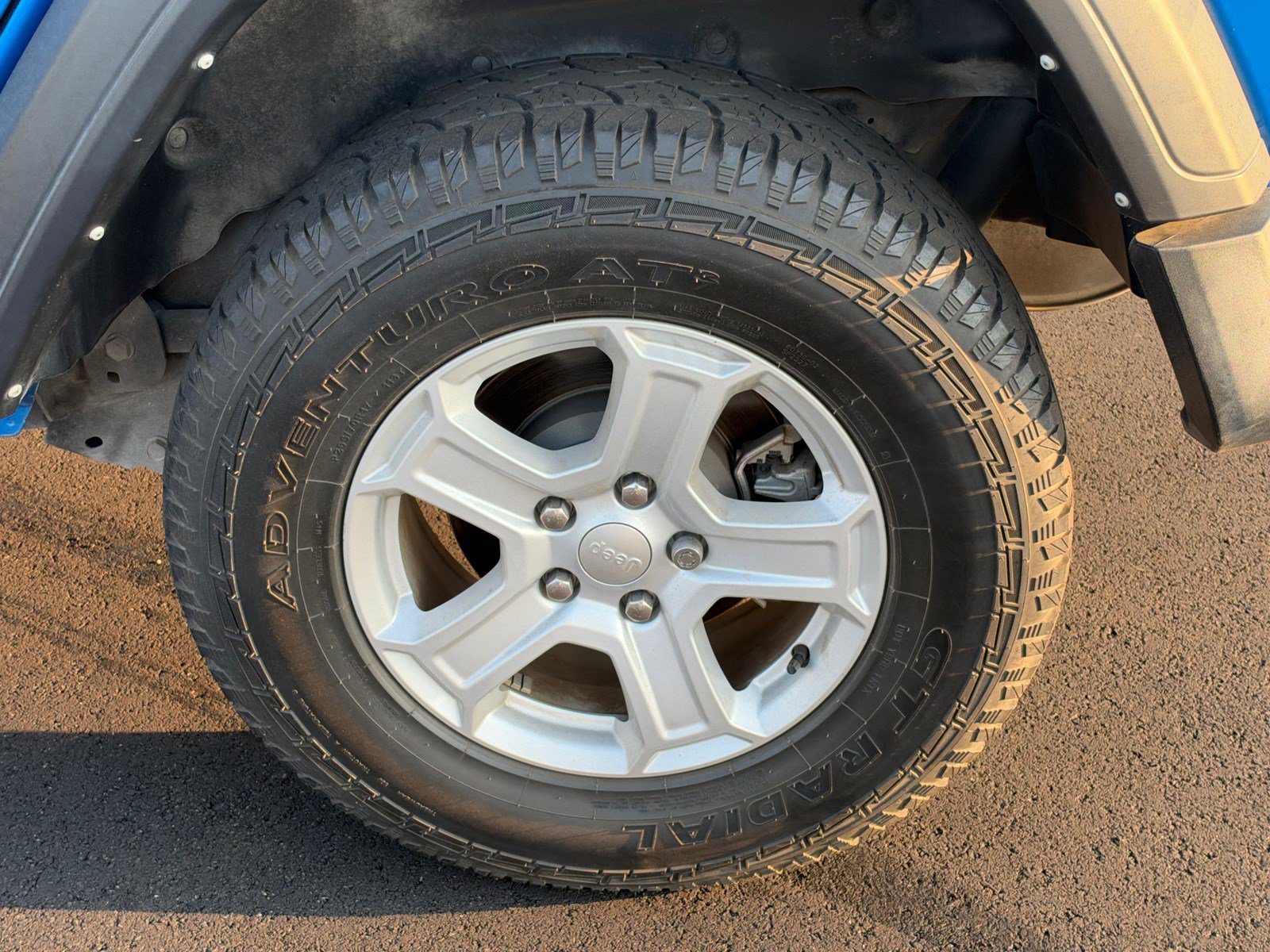 Used 2022 Jeep Wrangler Unlimited Sport AWD/4WD image 19