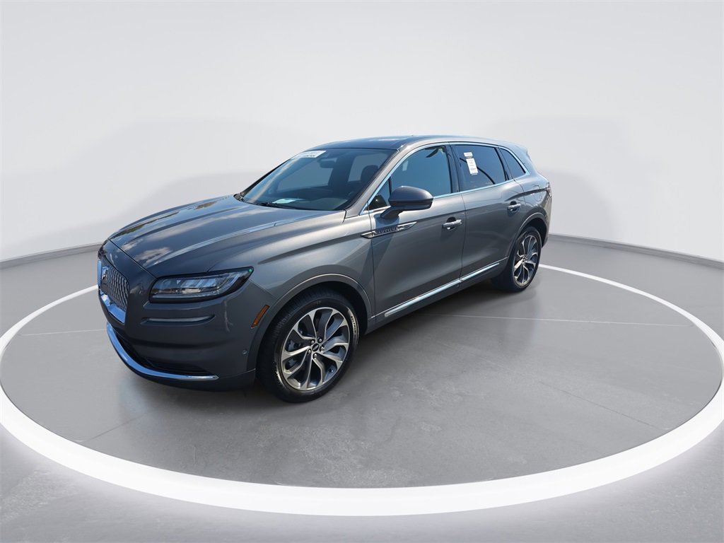 Used 2022 Lincoln Nautilus Reserve w/ Equipment Group 201A image 4