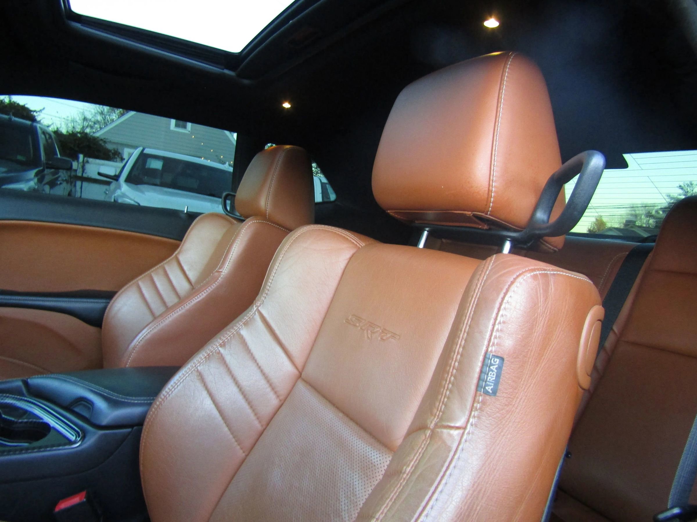 Used 2015 Dodge Challenger SRT w/ Technology Group image 19