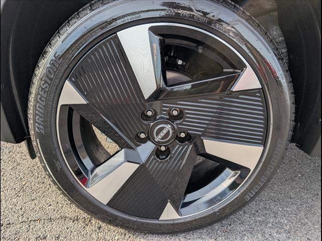 Used 2025 Nissan Kicks SR image 20