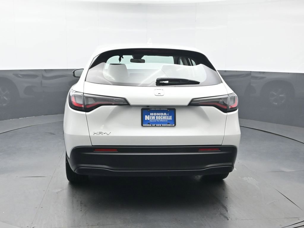 Certified 2023 Honda HR-V LX image 5
