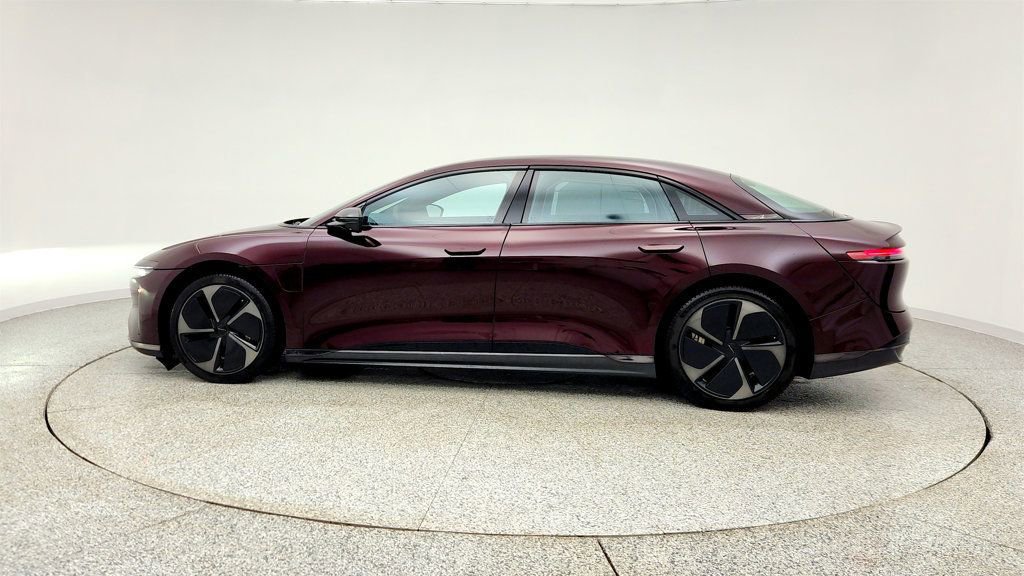 Used 2024 Lucid Air Touring image 8