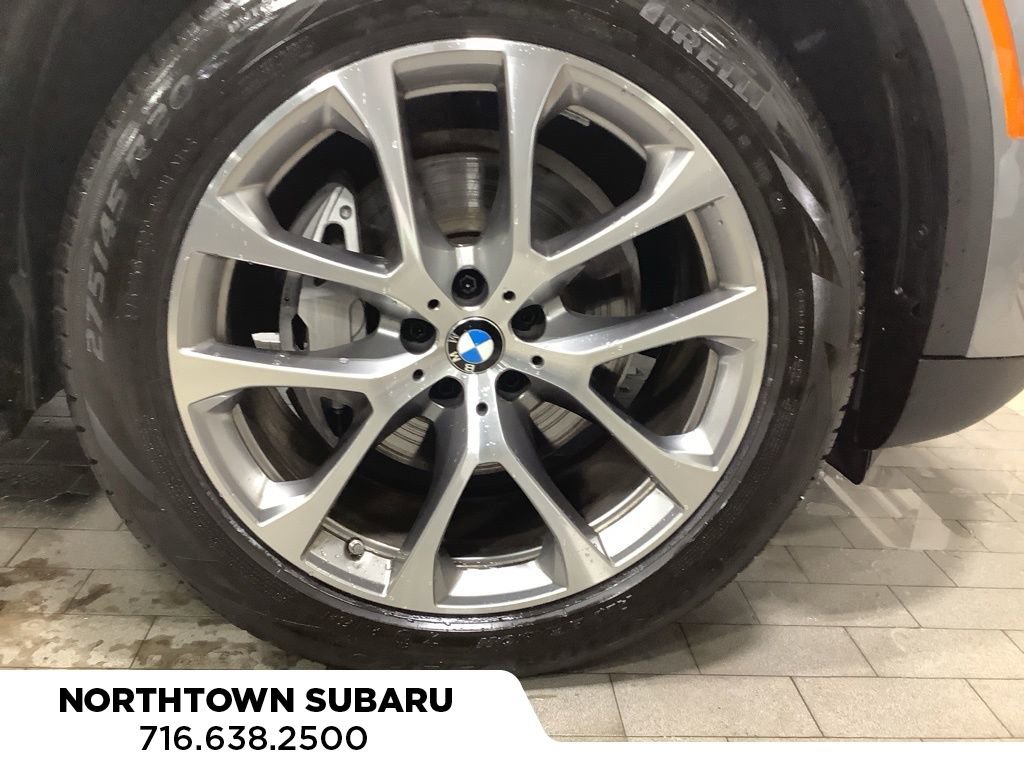 Used 2025 BMW X5 xDrive40i w/ Parking Assistance Package image 24