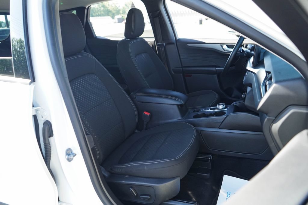 Used 2023 Ford Escape Active w/ Tech Pack #2 FWD image 12