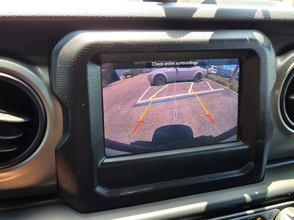 Used 2018 Jeep Wrangler Unlimited Sport S AWD/4WD image 22