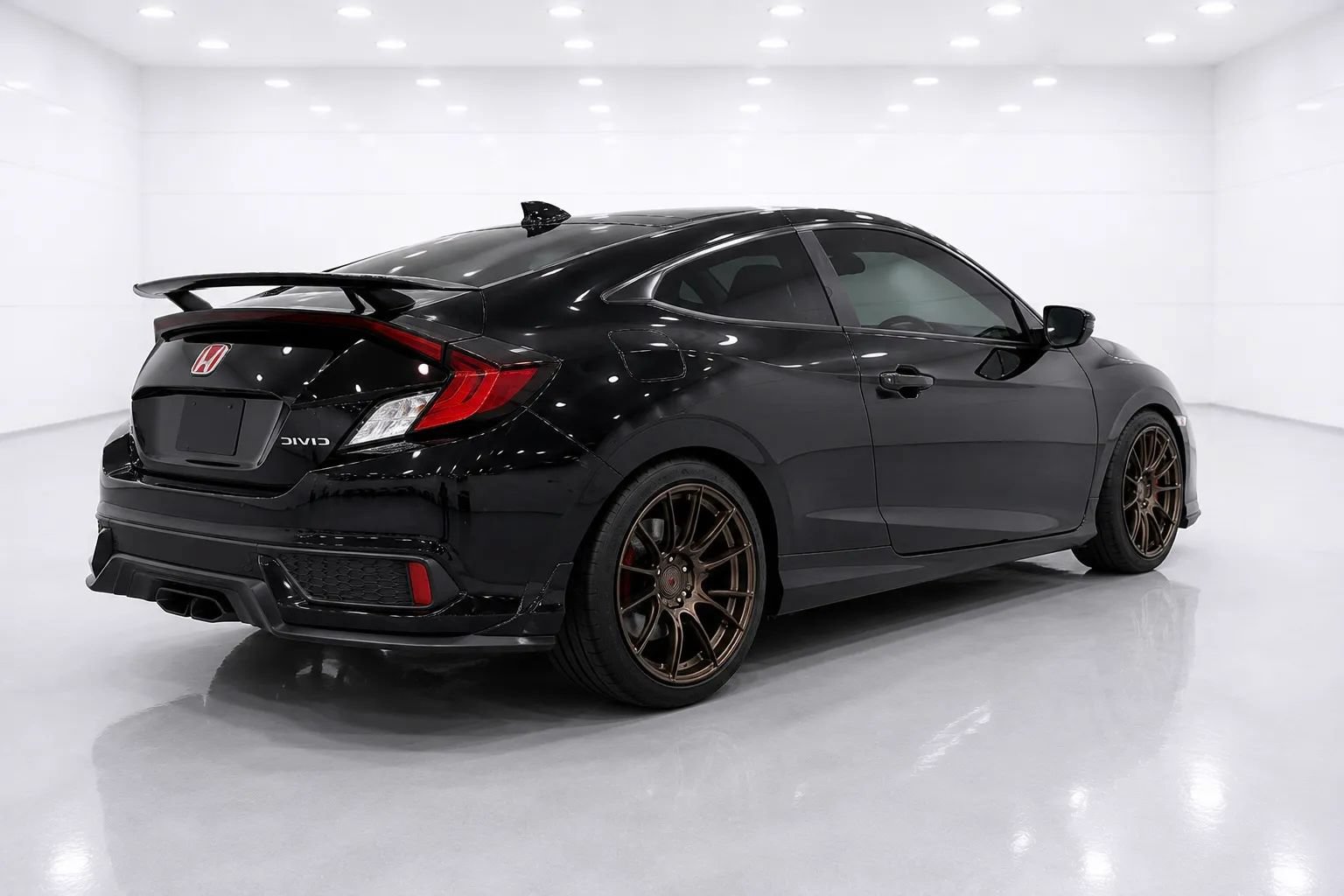 Used 2018 Honda Civic Si image 5