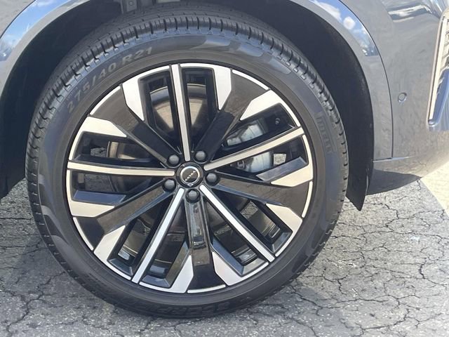 Used 2026 Volvo XC90 B6 Plus w/ Protection Package Premier AWD/4WD image 11