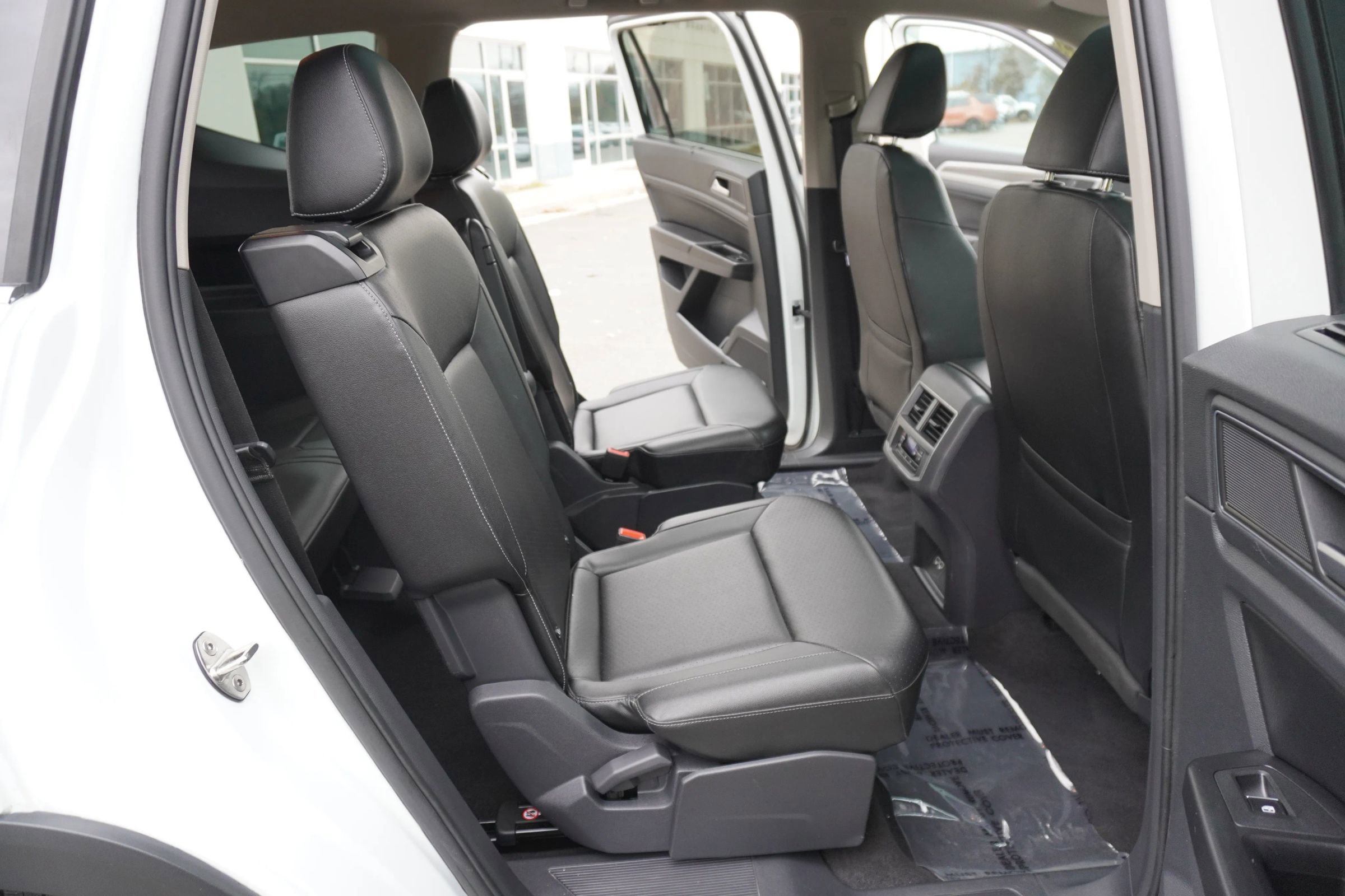 Used 2018 Volkswagen Atlas SEL image 12