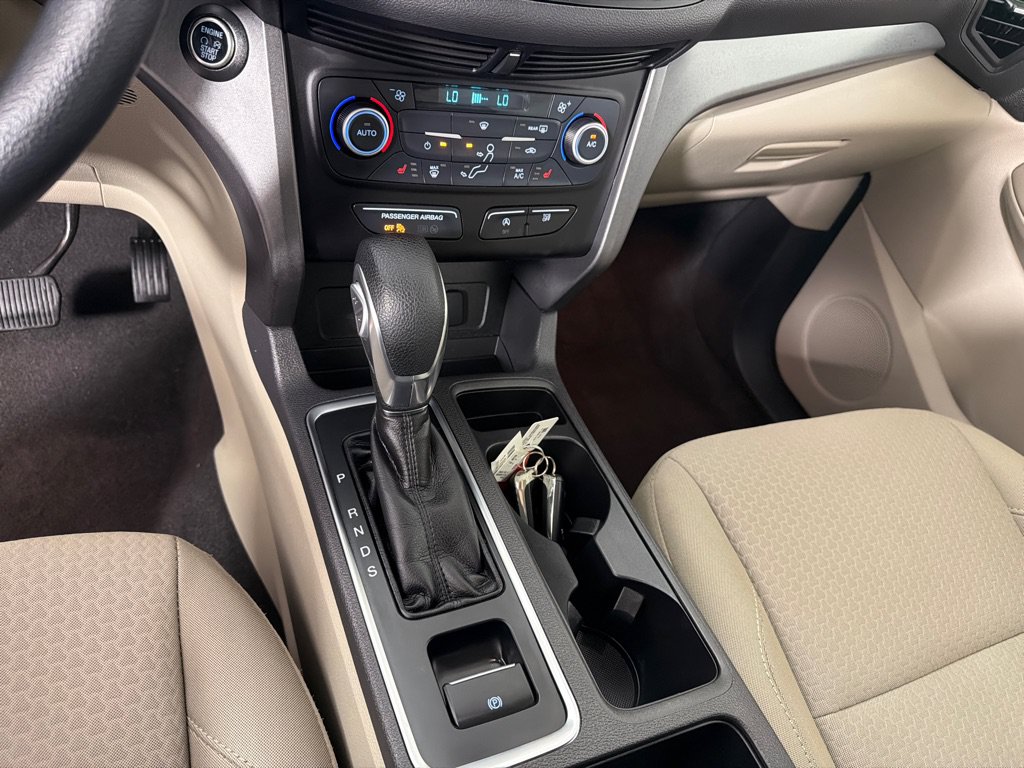 Used 2019 Ford Escape SE FWD image 17