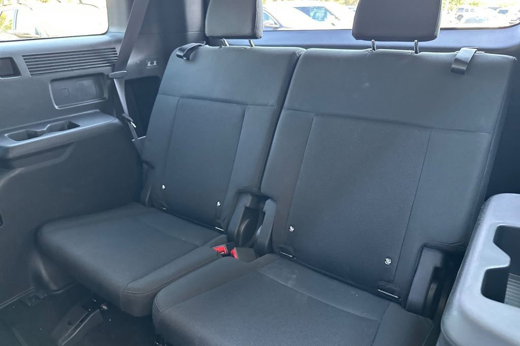 Used 2025 Hyundai Santa Fe SE image 15