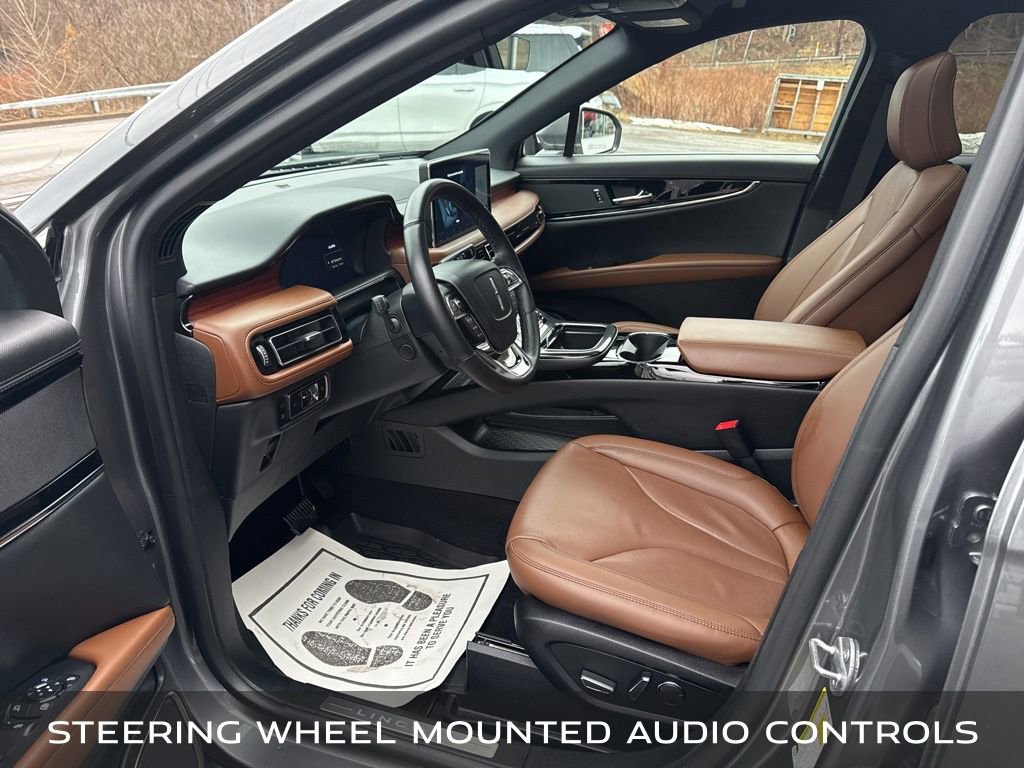 Used 2023 Lincoln Nautilus Reserve AWD/4WD image 19