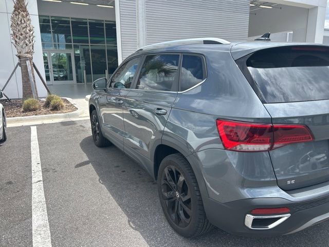 Used 2023 Volkswagen Taos SE FWD image 6