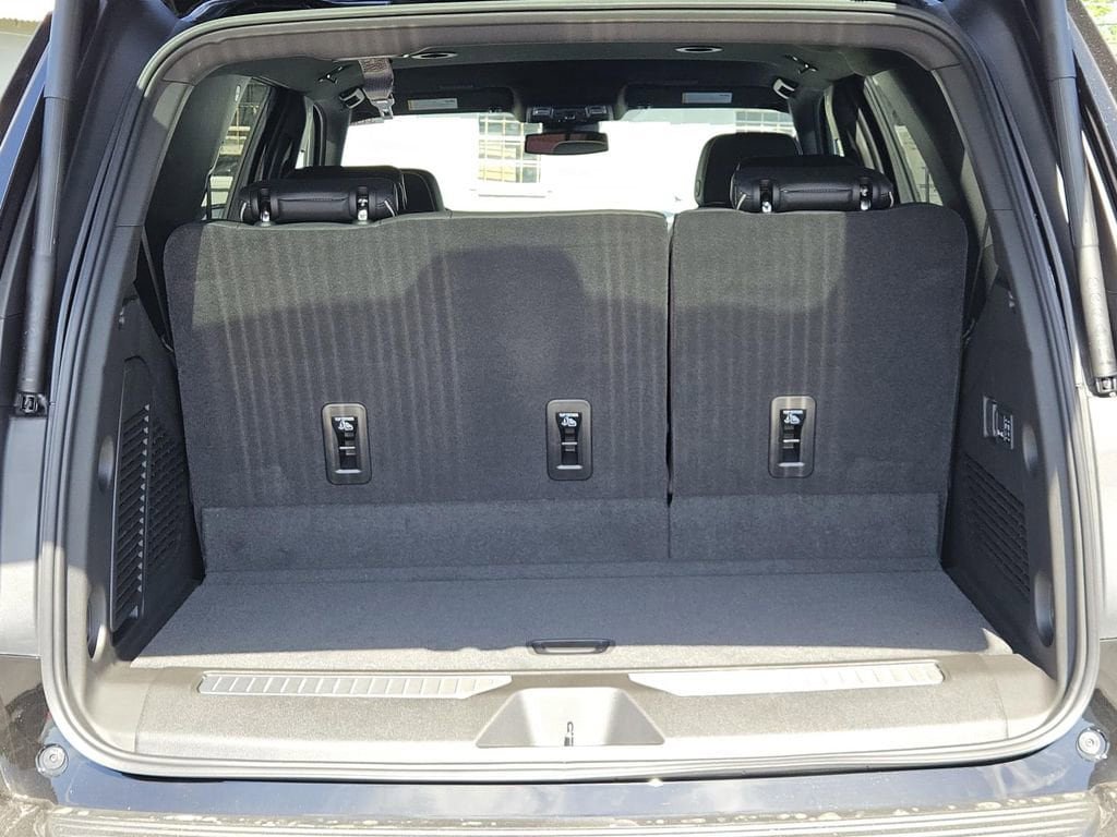 New 2025 Chevrolet Tahoe Premier image 7