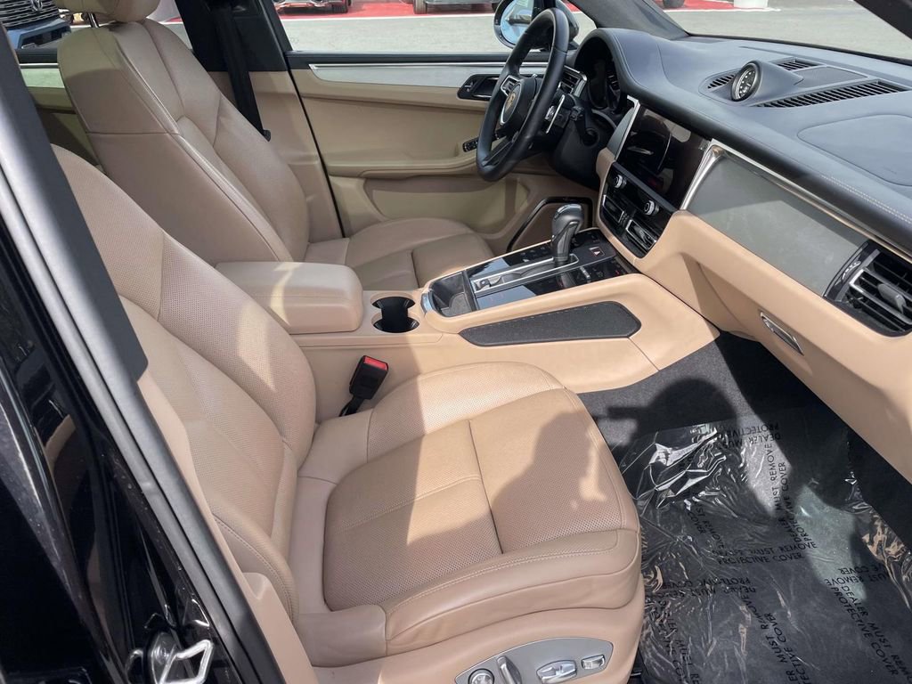Used 2022 Porsche Macan S image 46