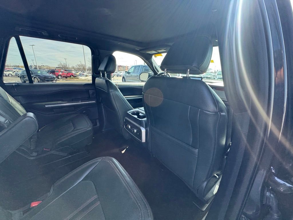 Used 2022 Ford Expedition Timberline image 17