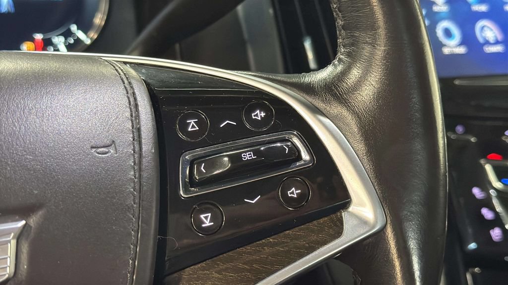 Used 2017 Cadillac Escalade Platinum AWD/4WD image 26