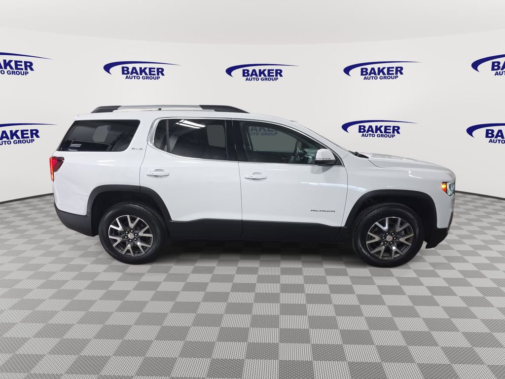 Certified 2023 GMC Acadia SLE w/ Driver Convenience Package AWD/4WD image 3