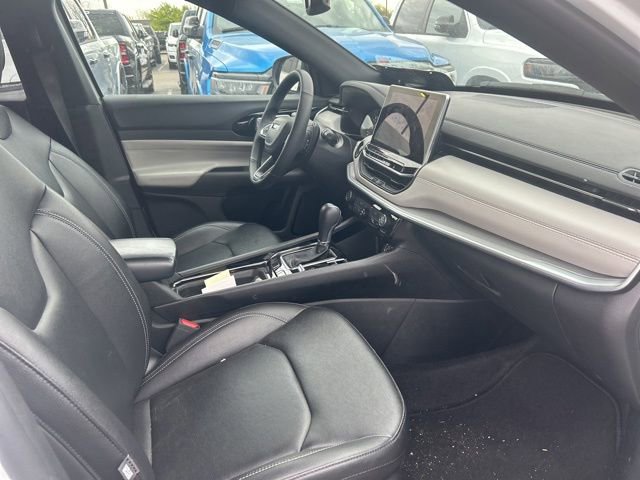 Used 2025 Jeep Compass Limited AWD/4WD image 6