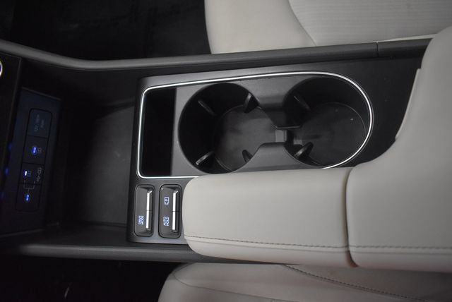 Used 2025 Hyundai Sonata SEL FWD image 28