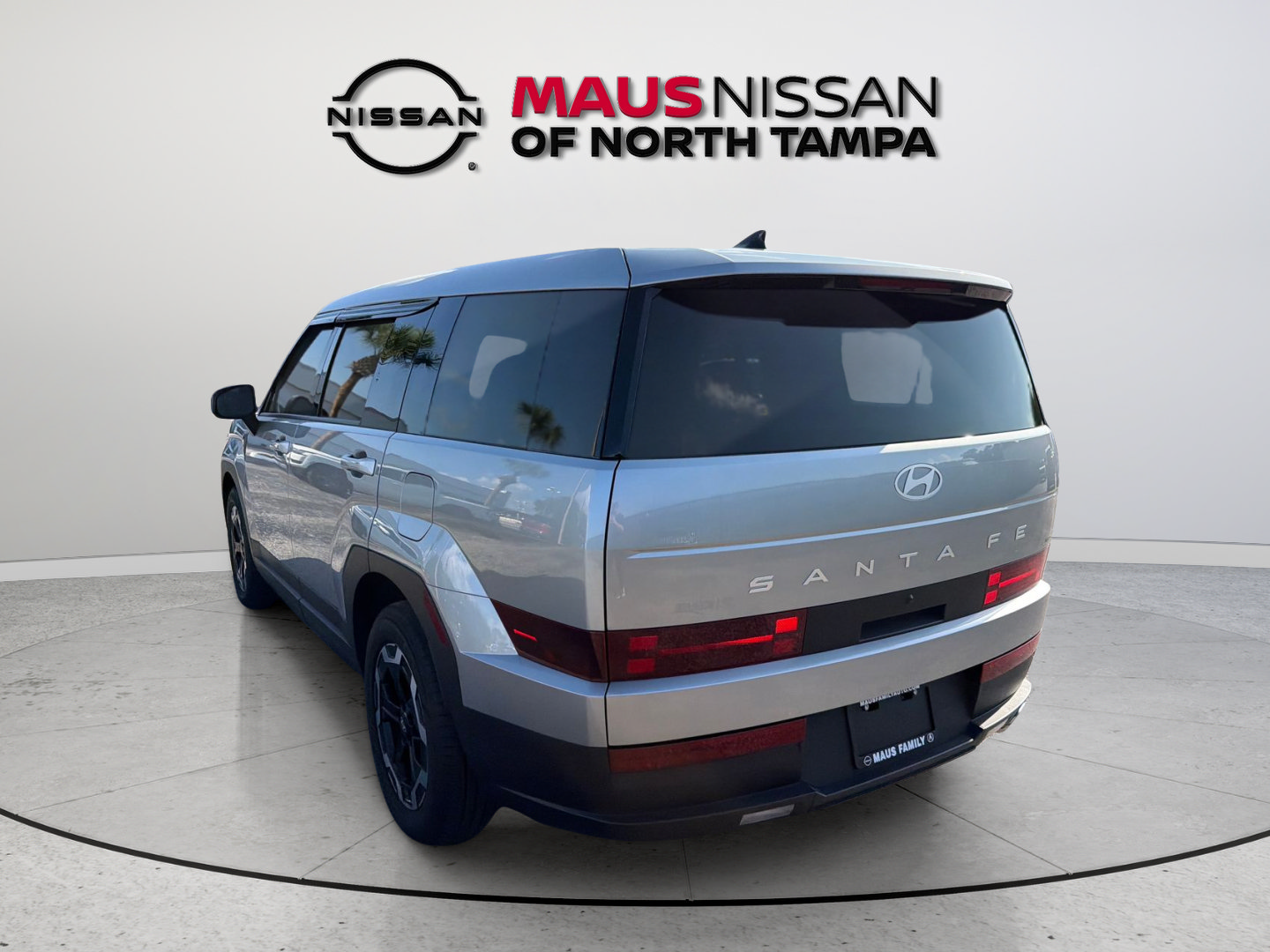 Used 2024 Hyundai Santa Fe SE FWD image 6