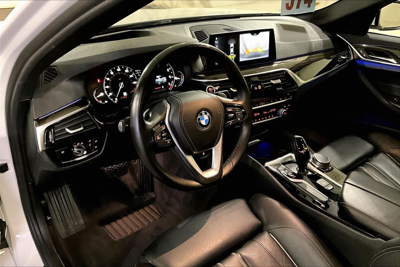 Used 2018 BMW 530i xDrive w/ Premium Package AWD/4WD image 28