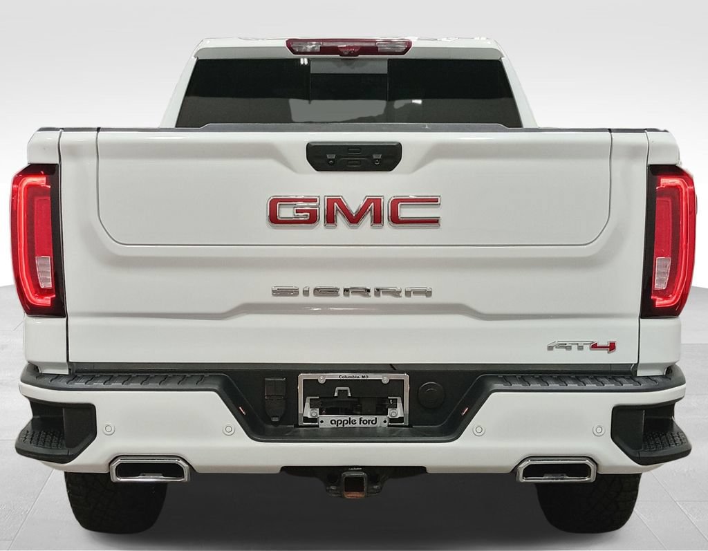 Used 2024 GMC Sierra 1500 AT4 w/ Technology Package AWD/4WD image 5