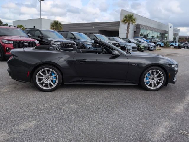 Used 2024 Ford Mustang GT Premium RWD image 3