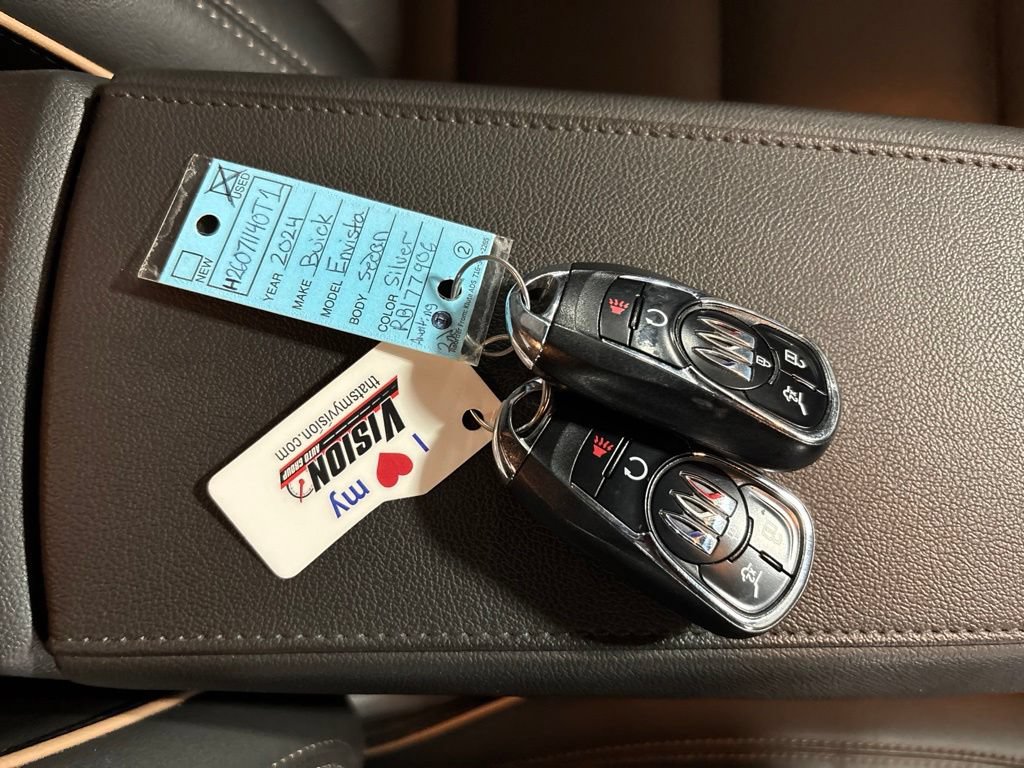 Used 2024 Buick Envista Avenir FWD image 38