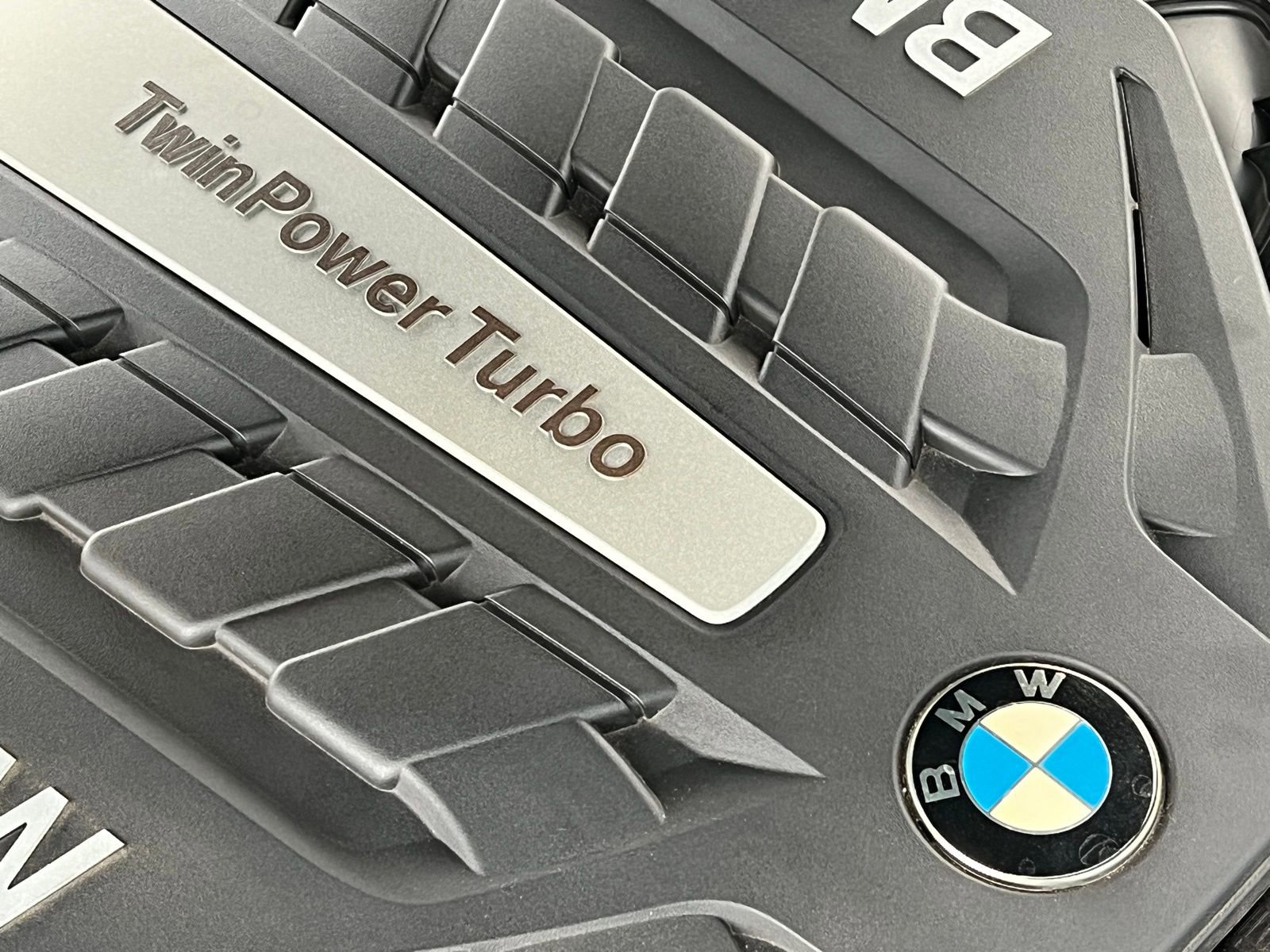 Used 2015 BMW 650i Gran Coupe xDrive image 41