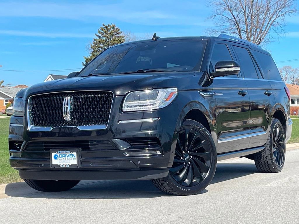 Used 2020 Lincoln Navigator Reserve image 2