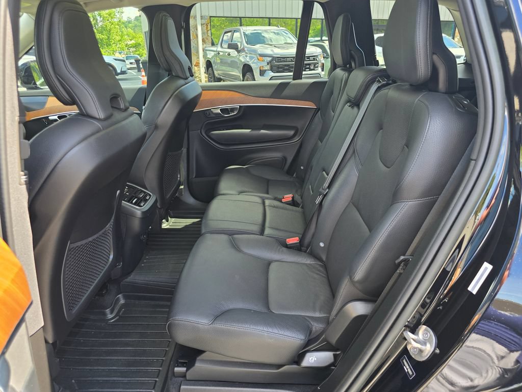 Used 2023 Volvo XC90 B6 Plus w/ Protection Package Premier AWD/4WD image 12