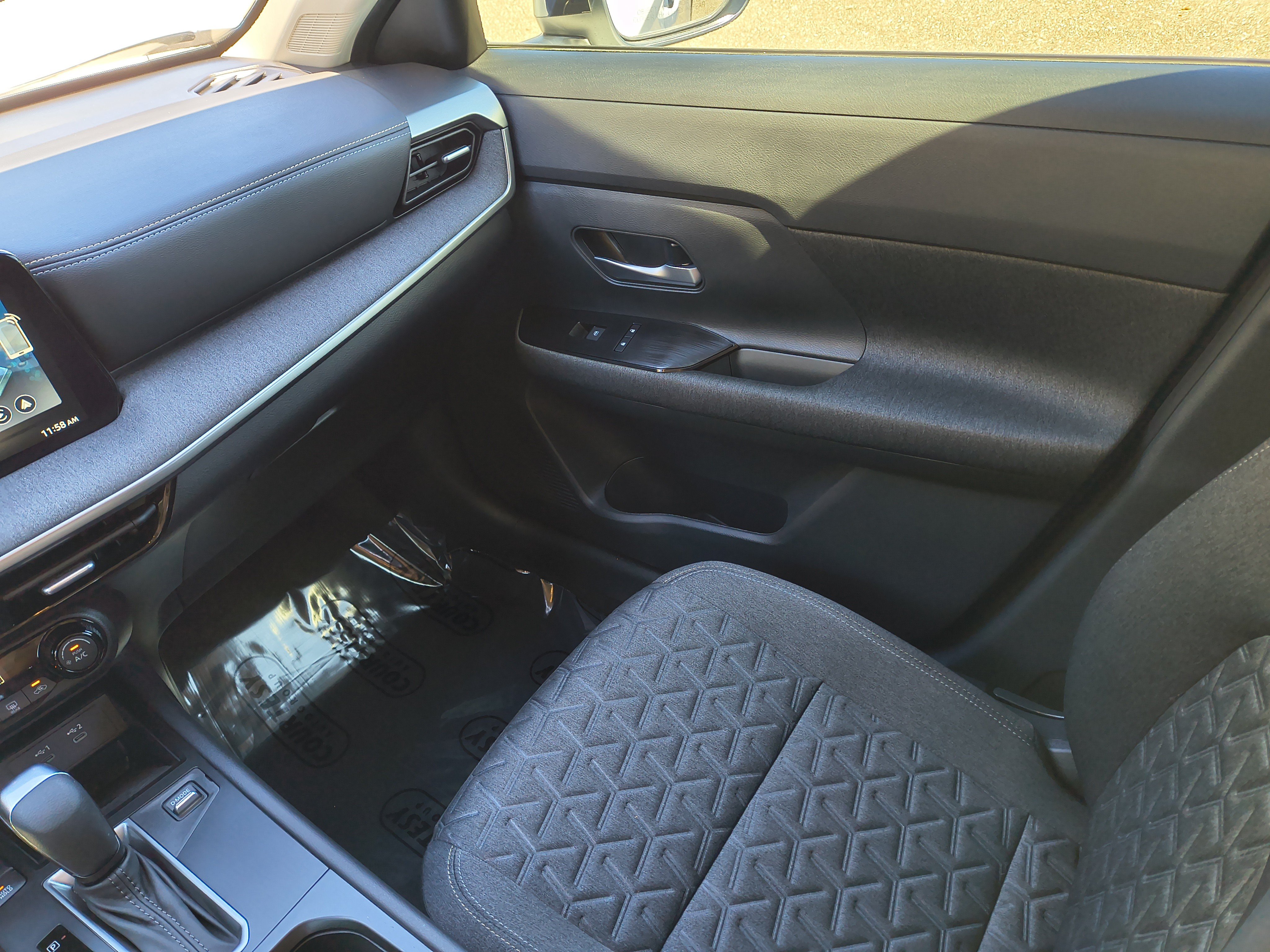 Certified 2026 Nissan Kicks SV FWD image 17