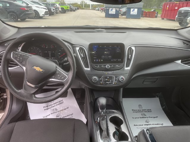 Used 2024 Chevrolet Malibu LS FWD image 22