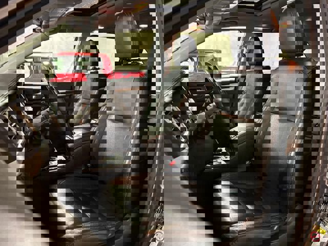 Used 2016 Toyota Highlander XLE AWD/4WD image 5