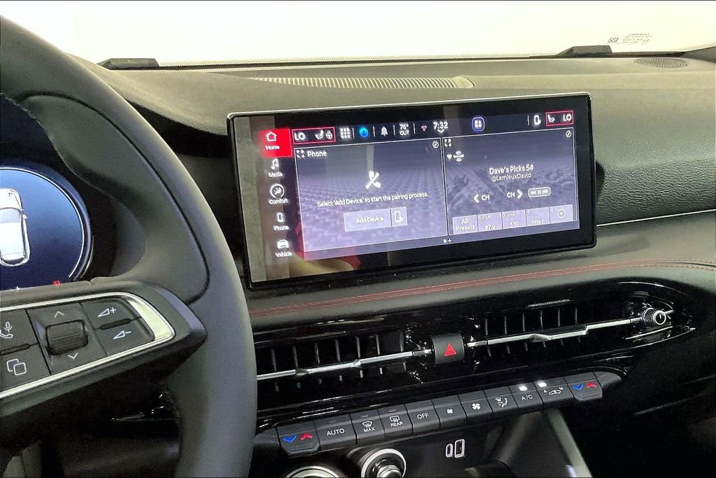 Used 2024 Dodge Hornet GT w/ Cold Weather Group image 9