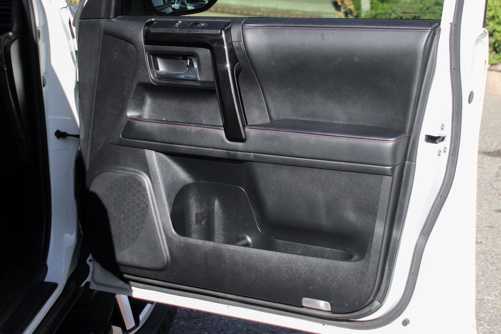 Used 2020 Toyota 4Runner TRD Off-Road Premium image 39