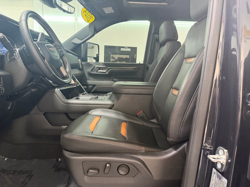 Used 2024 GMC Sierra 2500 AT4 w/ AT4 Premium Plus Package image 29
