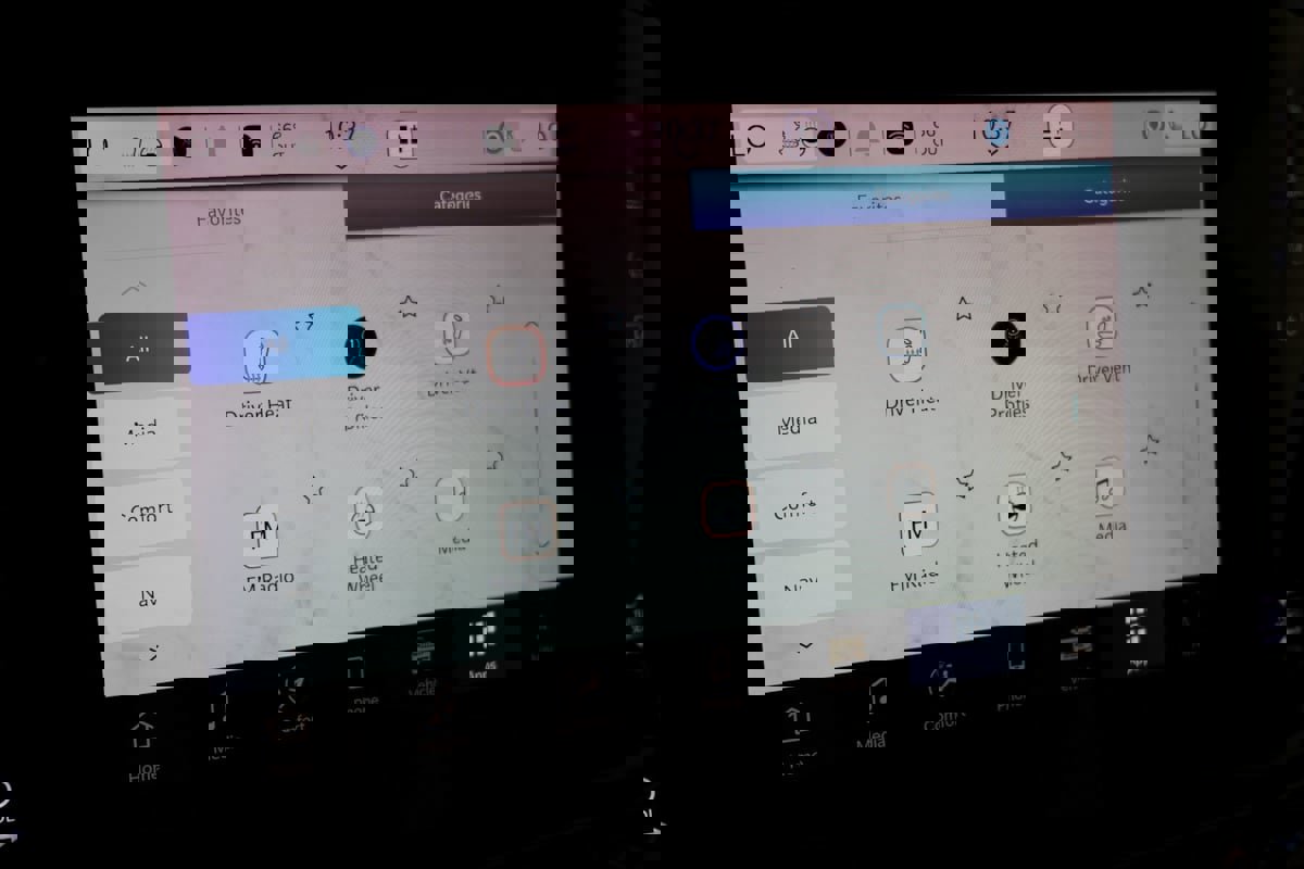 Used 2024 Jeep Wagoneer L Series III w/ Flexible Seating Group image 59