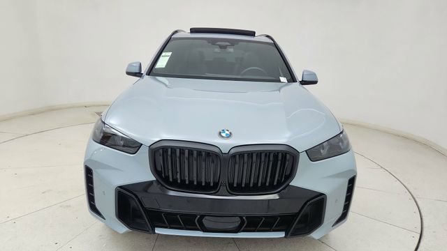 Used 2025 BMW X5 xDrive40i w/ M Sport Package image 2