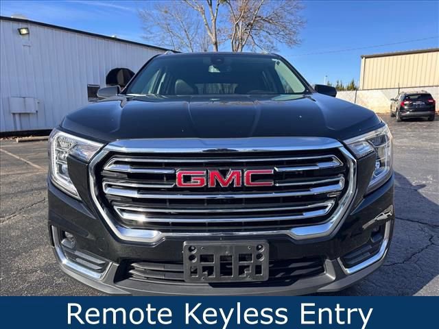 Used 2024 GMC Terrain SLT image 5