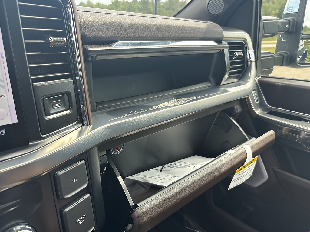 New 2026 Ford F350 King Ranch w/ Chrome Package AWD/4WD image 34